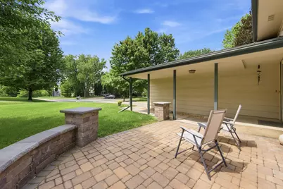 8033 Dakota Lane, Chanhassen, MN 55317 - Photo 8