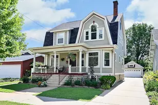 316 Franklin St, Winona, MN 55987 - Photo 1