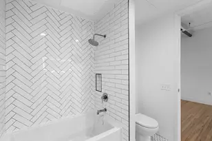 290 Market St, Minneapolis, MN 55405 - Photo 36