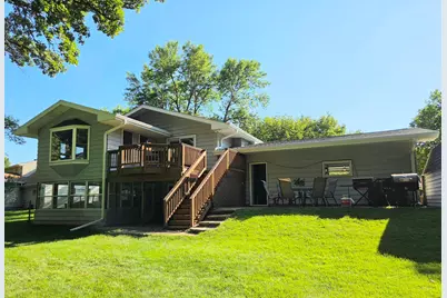 411 Ridge Road, Albert Lea, MN 56007 - Photo 4