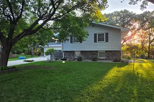 411 Ridge Rd, Albert Lea, MN 56007 - Photo 1