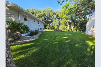 411 Ridge Road, Albert Lea, MN 56007 - Photo 4