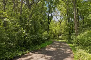 4902 Bayswater Rd, Minnetonka, MN 55345 - Photo 38