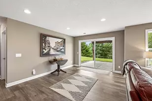 9708 Compass Pointe Ct, Woodbury, MN 55129 - Photo 50
