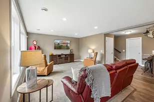 9708 Compass Pointe Ct, Woodbury, MN 55129 - Photo 44