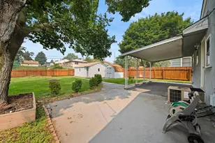 471 White Bear Ave N, Saint Paul, MN 55106 - Photo 42
