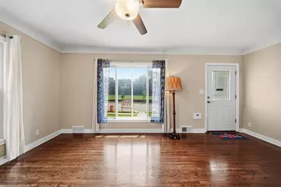 471 White Bear Avenue N, Saint Paul, MN 55106 - Photo 6