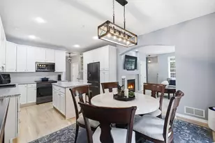 10100 Bridgehill Terrace, Eden Prairie, MN 55347 - Photo 6
