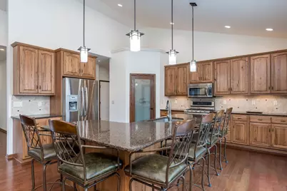 60340 Maverick Court, Madison Lake, MN 56063 - Photo 4