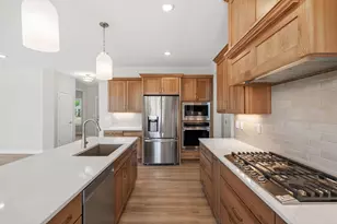 17924 Headwaters Dr, Lakeville, MN 55044 - Photo 18