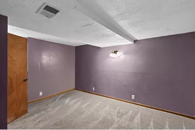 220 N Chestnut Street, Belle Plaine, MN 56011 - Photo 18