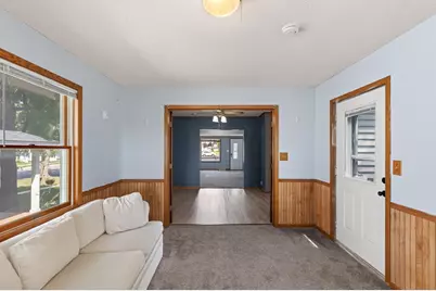 220 N Chestnut Street, Belle Plaine, MN 56011 - Photo 6