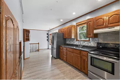 220 N Chestnut Street, Belle Plaine, MN 56011 - Photo 8
