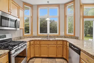 8901 Dunbar Knoll N, Brooklyn Park, MN 55443 - Photo 10