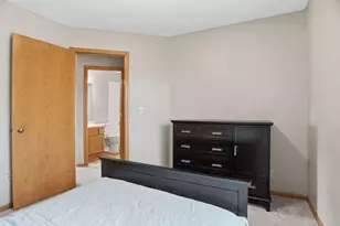 8901 Dunbar Knoll N, Brooklyn Park, MN 55443 - Photo 48