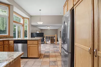 8901 Dunbar Knoll N, Brooklyn Park, MN 55443 - Photo 8