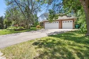 8901 Dunbar Knoll N, Brooklyn Park, MN 55443 - Photo 66