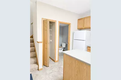 424 Frederick Circle #606, Hastings, MN 55033 - Photo 4