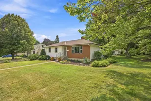 2464 Holloway Ave E, North Saint Paul, MN 55109 - Photo 2