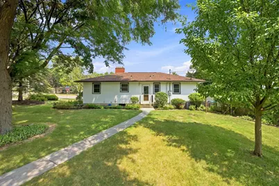 2464 Holloway Avenue E, North Saint Paul, MN 55109 - Photo 28