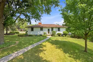 2464 Holloway Ave E, North Saint Paul, MN 55109 - Photo 28