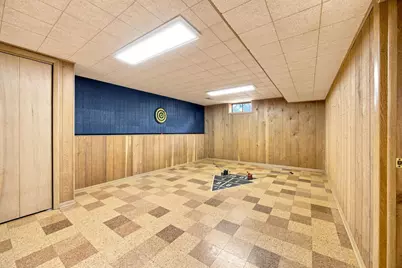 2464 Holloway Avenue E, North Saint Paul, MN 55109 - Photo 20