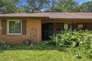 5433 Twin Lake Blvd E, Brooklyn Center, MN 55429 - Photo 2