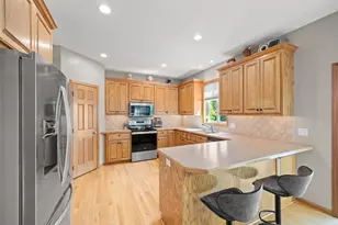 204 Heartland Rd, Buffalo, MN 55313 - Photo 6