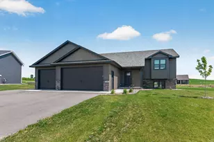 488 Gopher Ct, New Richmond, WI 54017 - Photo 1