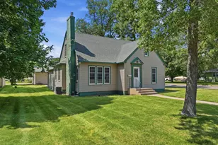 1002 Cedar St, Alexandria, MN 56308 - Photo 40