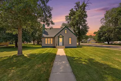 1002 Cedar Street, Alexandria, MN 56308 - Photo 1