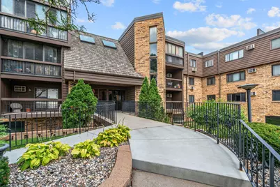 999 41st Ave NE Avenue NE #114, Columbia Heights, MN 55421 - Photo 2