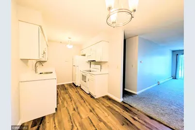 2700 Dale Street N #A214, Roseville, MN 55113 - Photo 4