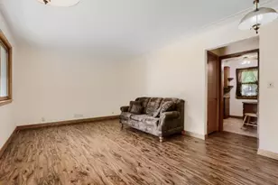 927 Birch St S, Cambridge, MN 55008 - Photo 6