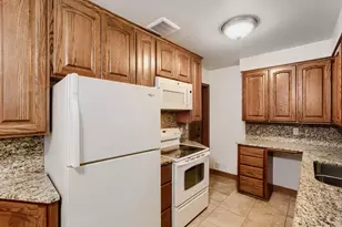 927 Birch St S, Cambridge, MN 55008 - Photo 8