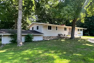 4125 Thrushwood Ln, Minnetonka, MN 55345 - Photo 2