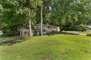 4125 Thrushwood Ln, Minnetonka, MN 55345 - Photo 4