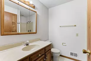2133 Trumble Ct, Chaska, MN 55318 - Photo 20