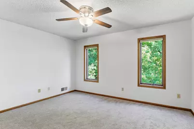 2133 Trumble Court, Chaska, MN 55318 - Photo 18