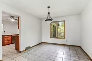 2133 Trumble Ct, Chaska, MN 55318 - Photo 6