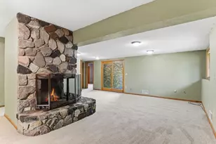 2133 Trumble Ct, Chaska, MN 55318 - Photo 28