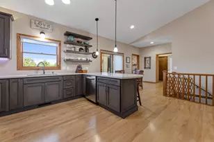 329 2nd St E, Wabasha, MN 55981 - Photo 10