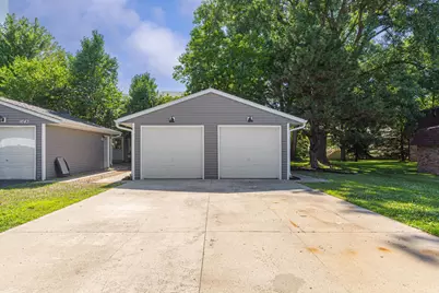 1639 Pleasant View Drive, North Mankato, MN 56003 - Photo 26