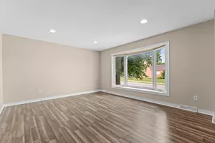 3816 18th Ave NW, Rochester, MN 55901 - Photo 2
