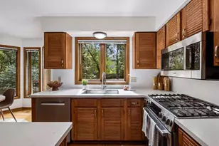 2248 James St, Eagan, MN 55122 - Photo 10