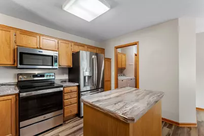 7632 Newbury Road, Woodbury, MN 55125 - Photo 16