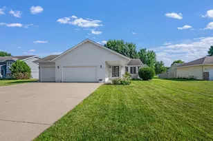 19 La Mar Ct, North Mankato, MN 56003 - Photo 1