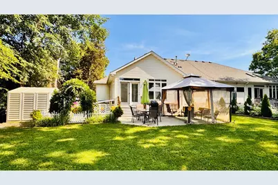 9516 12th Avenue S, Bloomington, MN 55425 - Photo 16