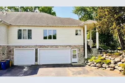 9516 12th Avenue S, Bloomington, MN 55425 - Photo 2