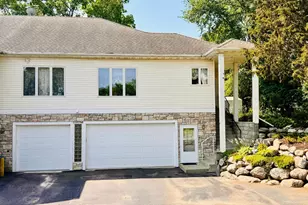 9516 12th Ave S, Bloomington, MN 55425 - Photo 2